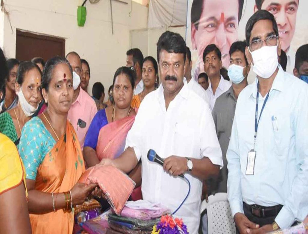 Talasani Distributes Bathukamma Sarees