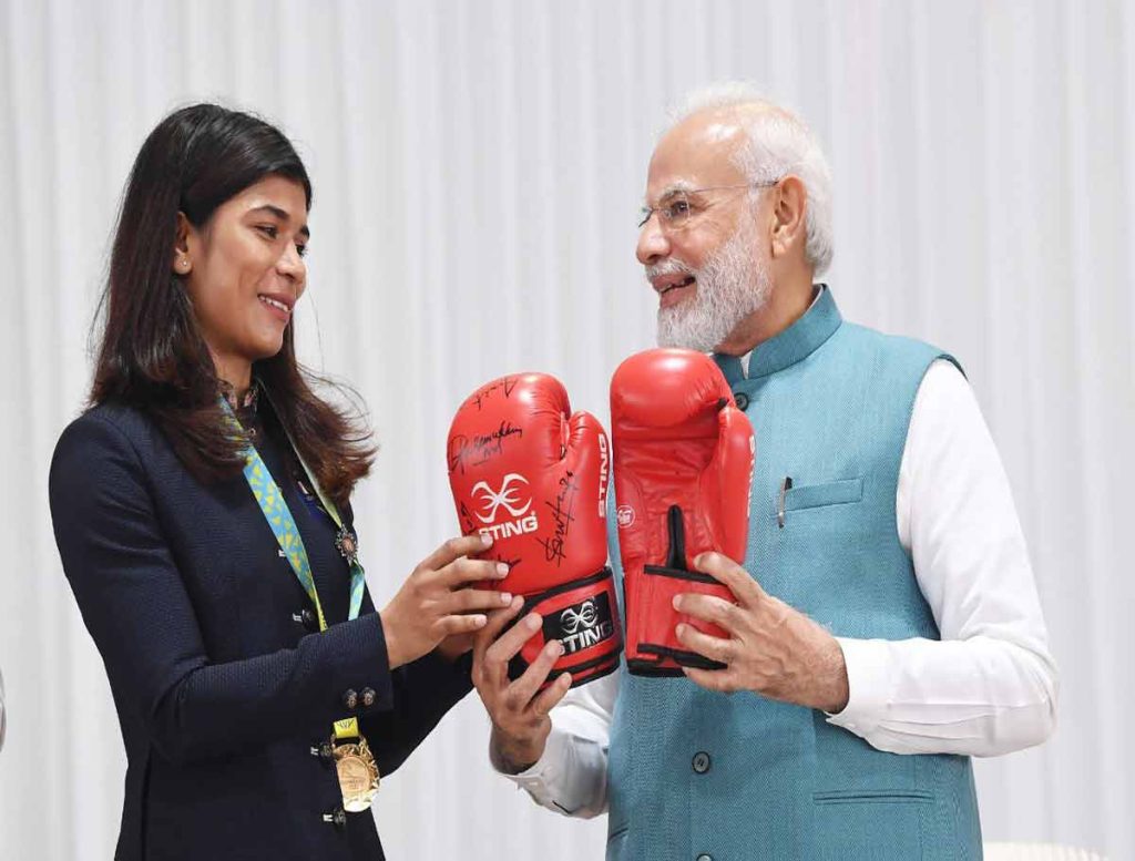 Nikhat Zareen Gifts Boxing Gloves to PM Modi