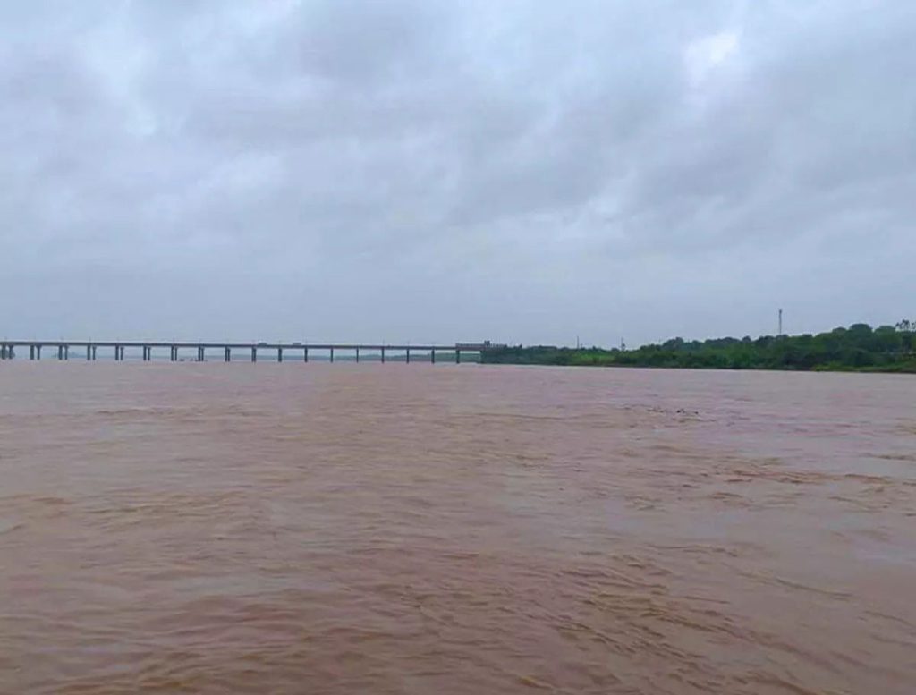 Godavari Rises At Bhadrachalam, 2nd Warning Issued