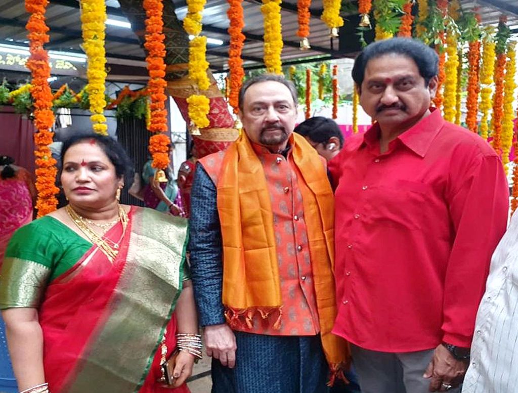 Nizam 9th of Asaf Jah Raunaq Yar Khan And Actor Suman Attended Bonalu Celebrations At NIMS