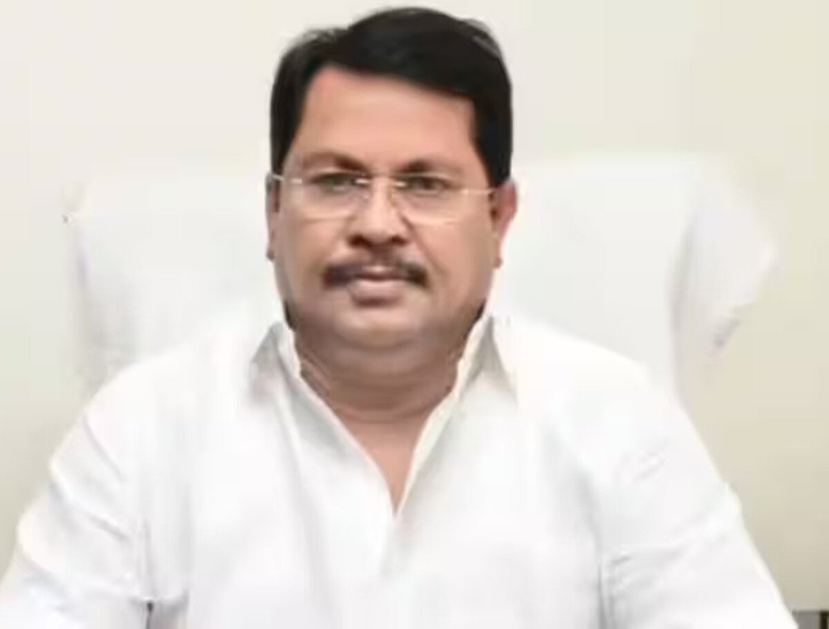 Need "White Paper" on Deaths in Thane Hospital: Vijay Wadettiwar