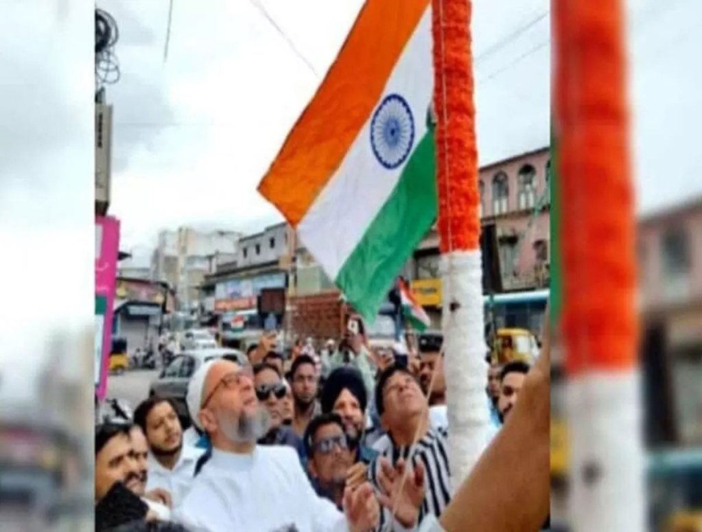 Asaduddin Owaisi Hoisted The National Flag