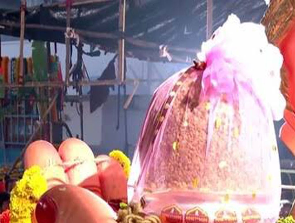 Balapur Laddu Fetched A Record Price Of Rs. 27 Lakhs HydNow