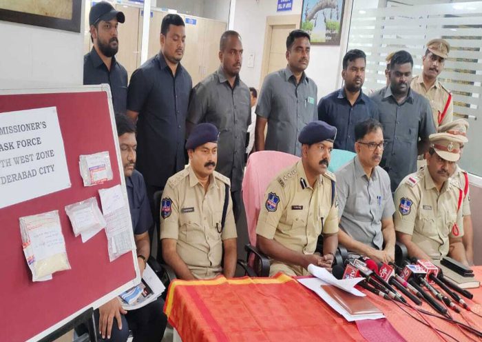 Drug Peddlers Gang Arrested Seized Drugs Worth Rs 10 Lakh Hydnow