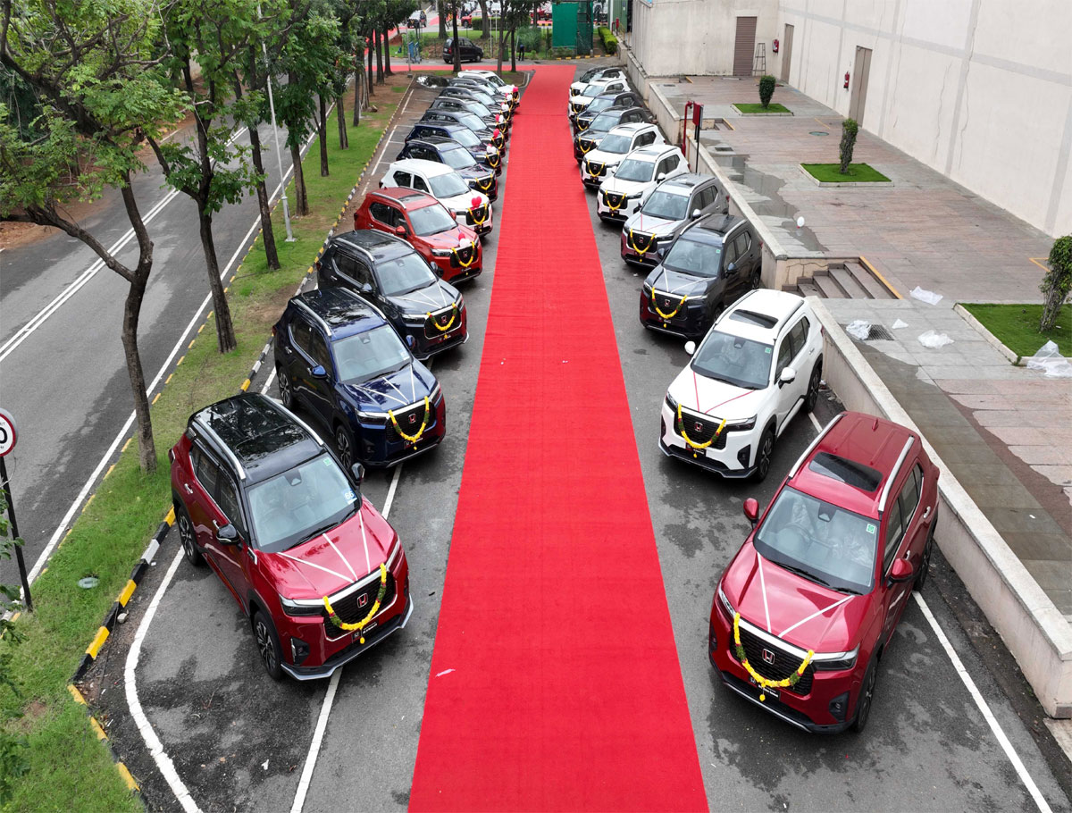 Honda Cars India Flags Off Its First Mega Delivery Event for Honda Elevate