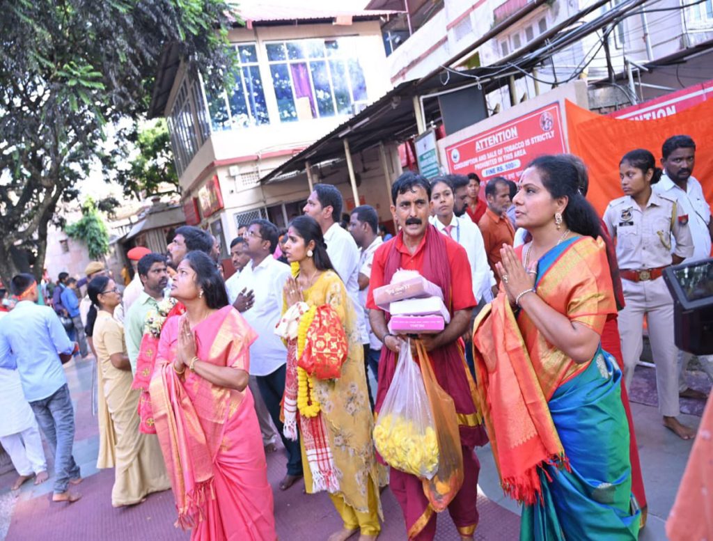 MLC Kavitha Visits Kamakhya Devi Temple in Guwahati