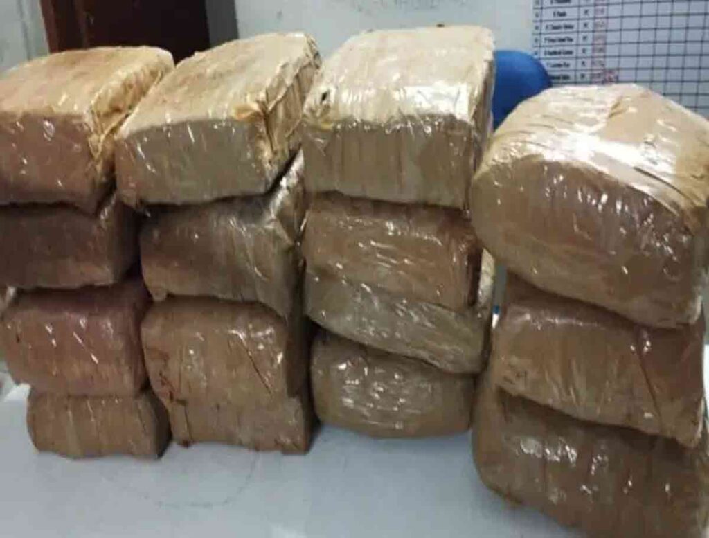 Six Arrested For Transporting Ganja In Buses