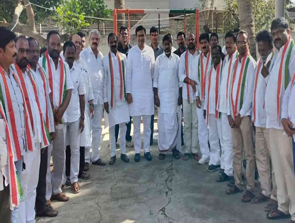 Kothagudem: 20 BRS Councillors Joined Congress